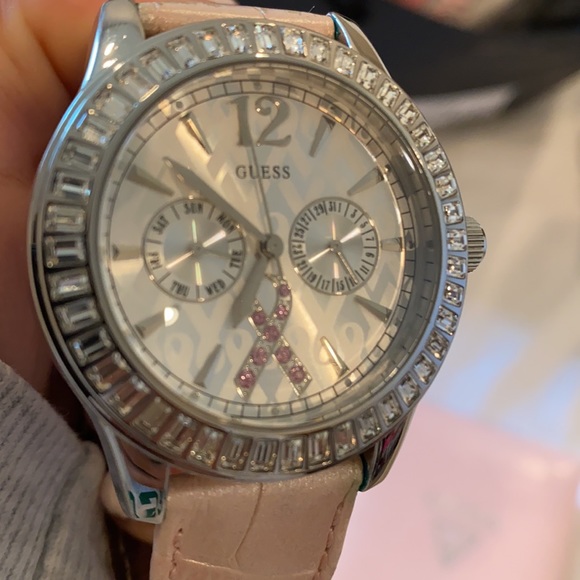 Guess Watch - Picture 2 of 4